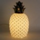 Ananas blanc et doré design, lampe d'ambiance et Veilleuse en porcelaine, finition brillante satin, hauteur 30 cm