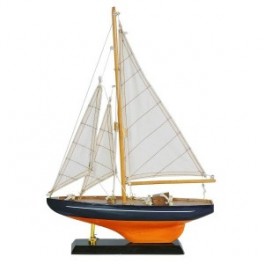 Voilier en bois sur socle, type bateau de navigation ancien avec coque en bois, cordage, bleu et orange, H 43 cm