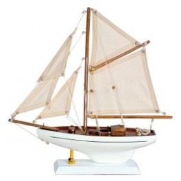 Voilier en bois sur socle, type bateau de navigation ancien avec coque en bois, cordage, blanc et marron, L 32 cm